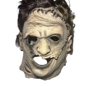 Trick or Treat Studios Texas Chainsaw Massacre (2003) Leather-face Mask